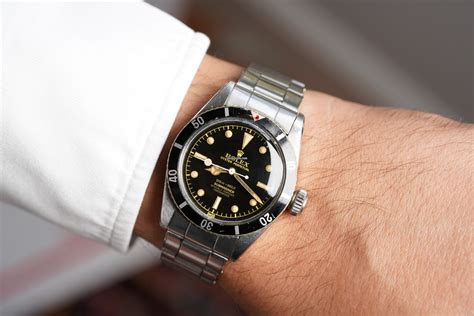 Acquista Rolex Submariner James Bond su Chrono24.